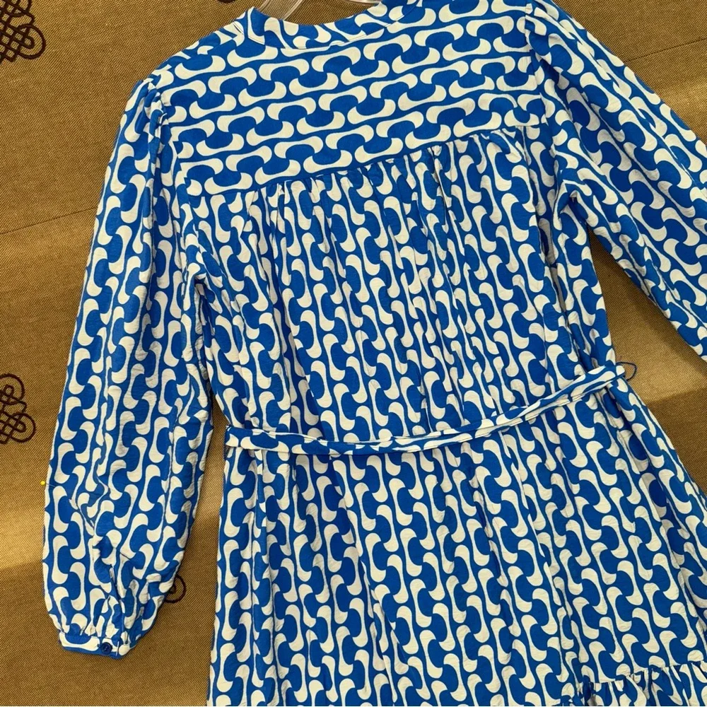 Zara Blue/White Geometric Belted Mini Dress Size XS
Excellent Condition - Picture 13 of 16